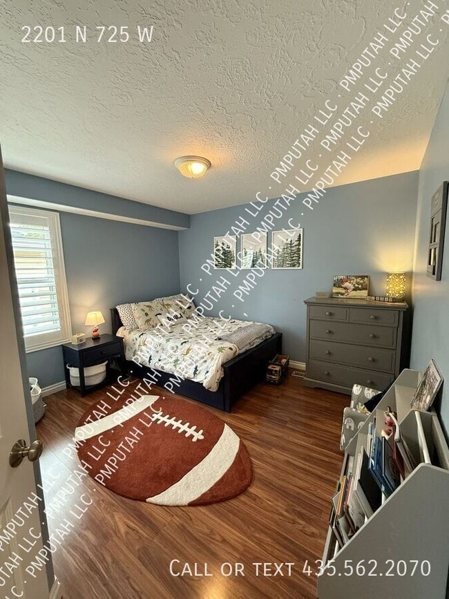 Building Photo - 2201 N 725 W