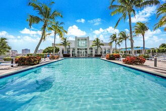 Building Photo - 300 S Australian Ave