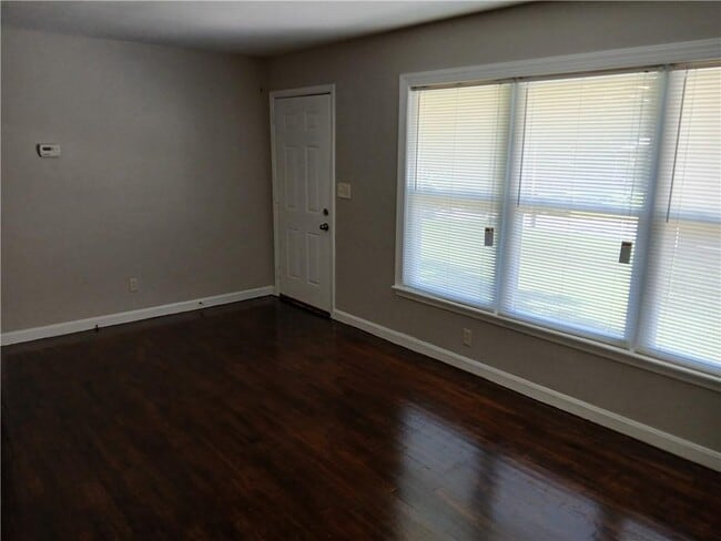 Building Photo - 3175 Bellgreen Way
