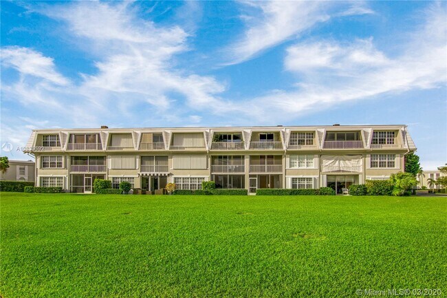 Building Photo - 2185 Ibis Isle Rd