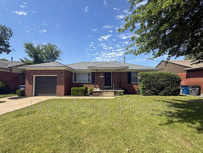 Primary Photo - 1045 E 53rd St
