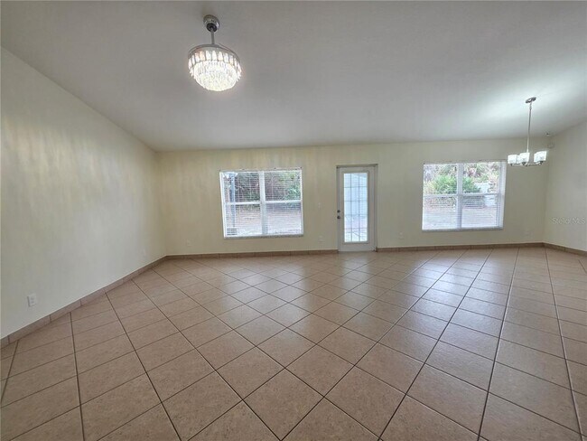 Building Photo - 2789 Coolidge Ave