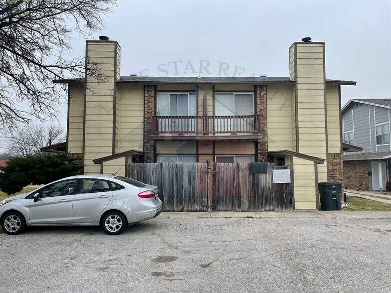 Primary Photo - 3001 Lake Rd