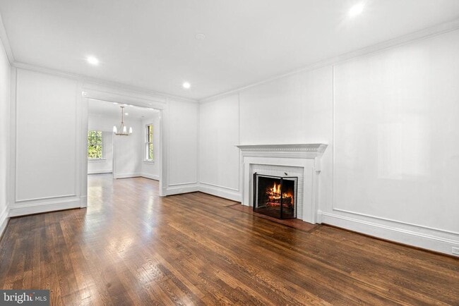 Building Photo - 2814 Bellevue Terrace NW