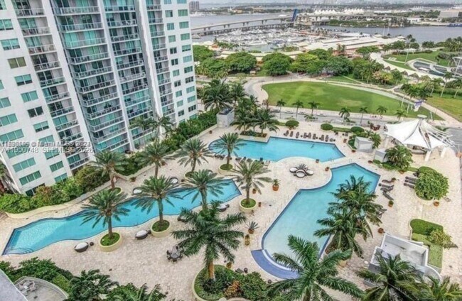 Building Photo - 244 Biscayne Blvd