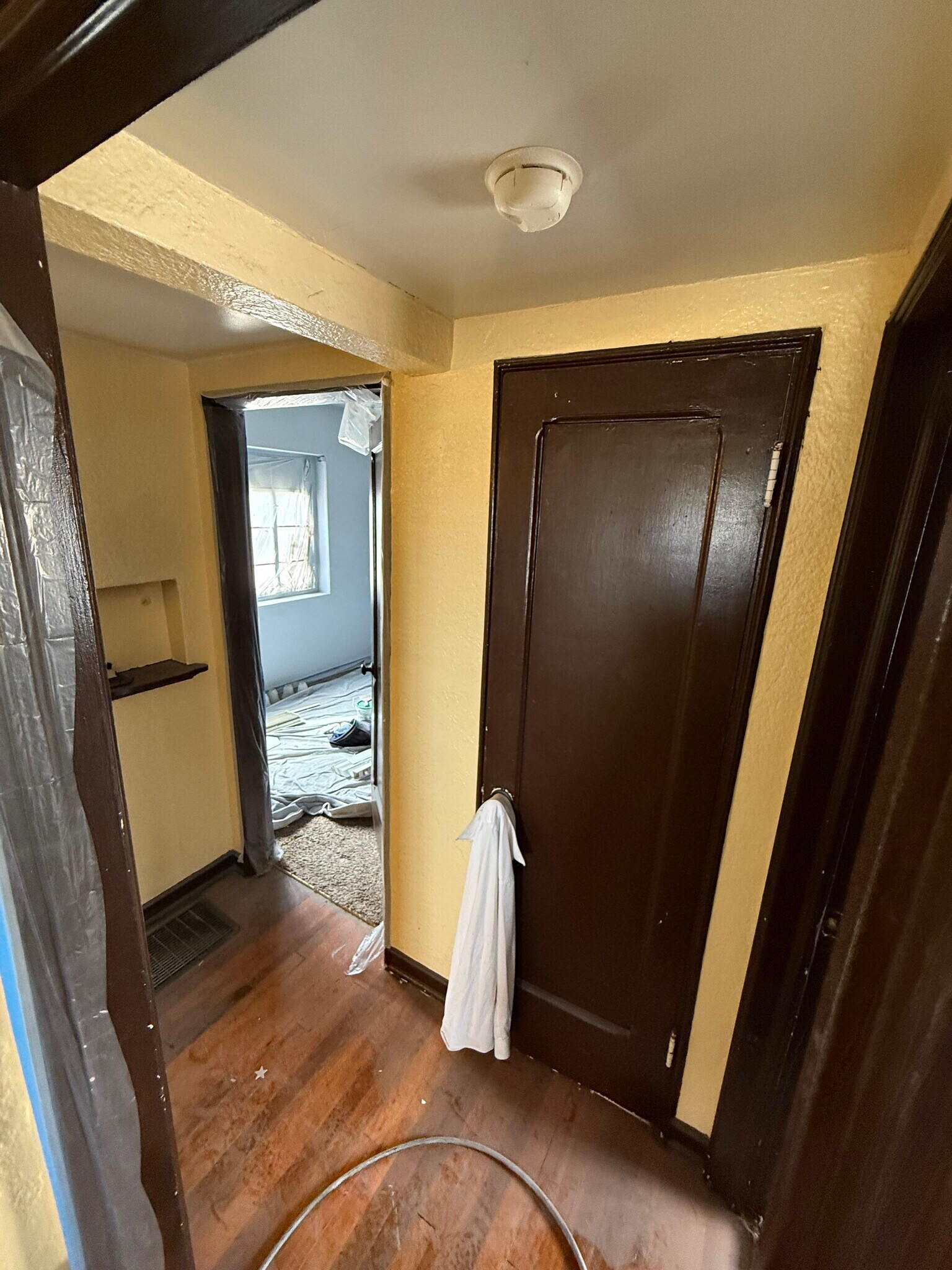 Hallway - 2527 Fort Blvd