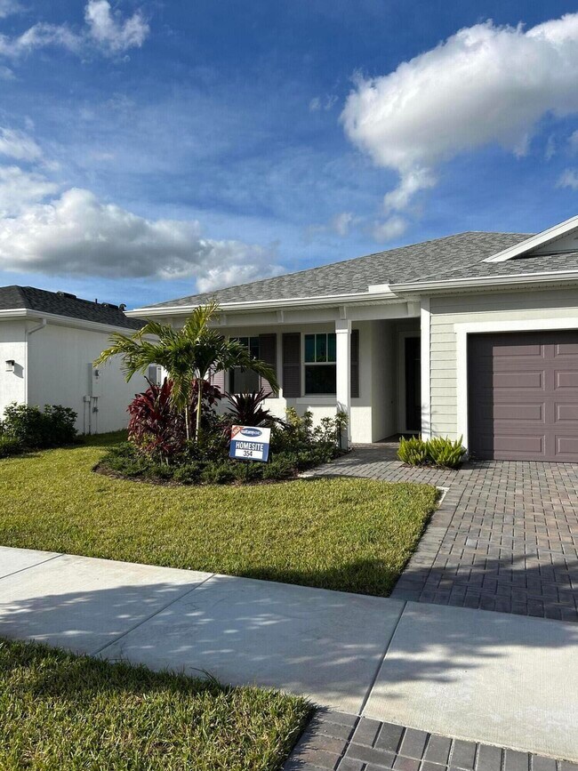 Building Photo - 14417 SW Ellison Dr