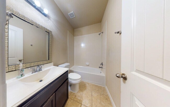 Building Photo - 14010 Cypress Meadows Dr