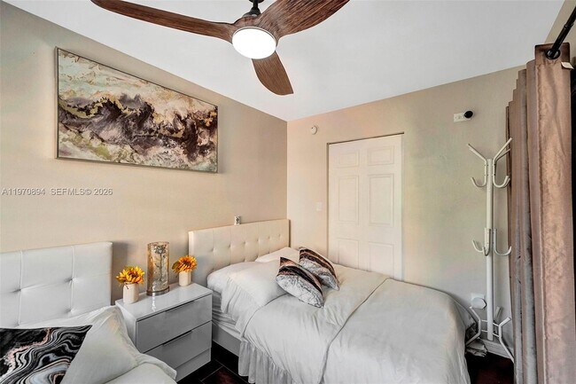 Building Photo - 710 Washington Ave