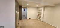 Building Photo - 300 Maiden Choice Ln