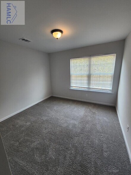 Building Photo - 2722 Arnall Dr