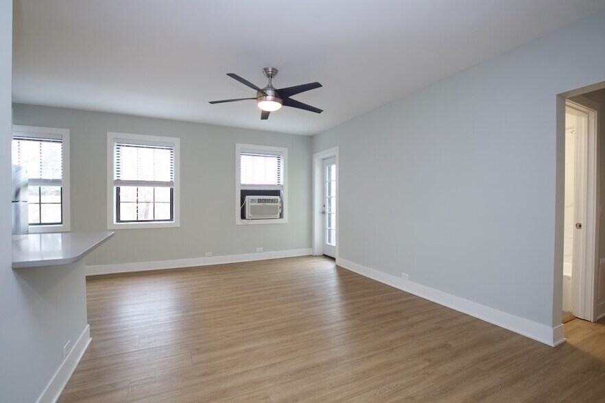 Building Photo - 730 Judson Ave