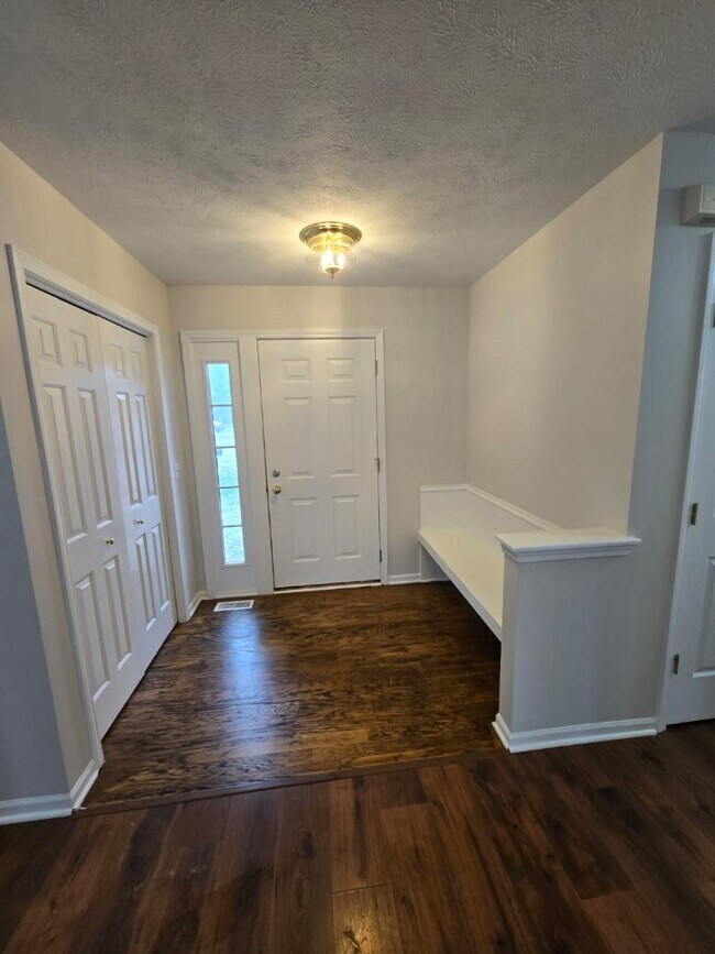 Building Photo - 5431 Boxwood Ct SE