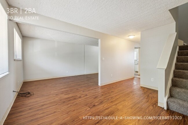 Building Photo - 2110 N Williams St