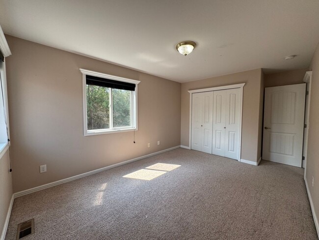 Building Photo - 4467 Castlerock Dr