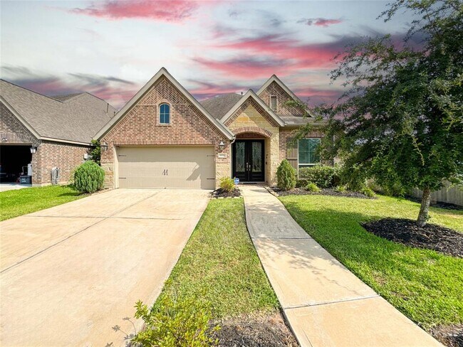 Building Photo - 10702 Longpoint Path