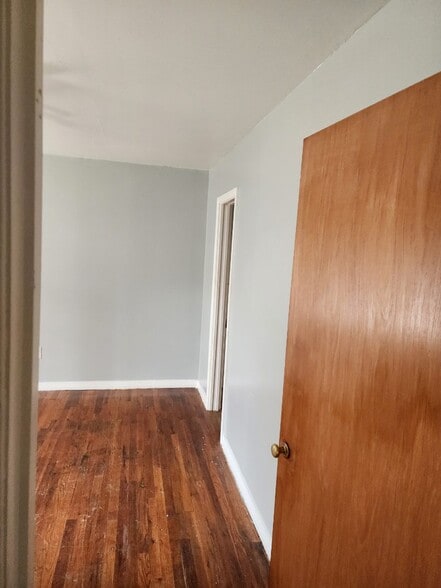 Building Photo - 2104 Date Ave