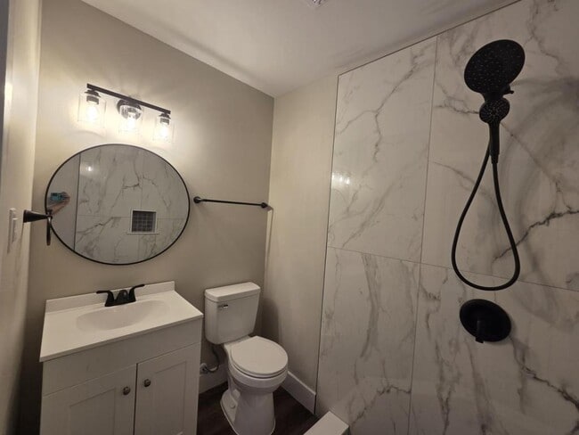 Building Photo - 1502 N 26th St