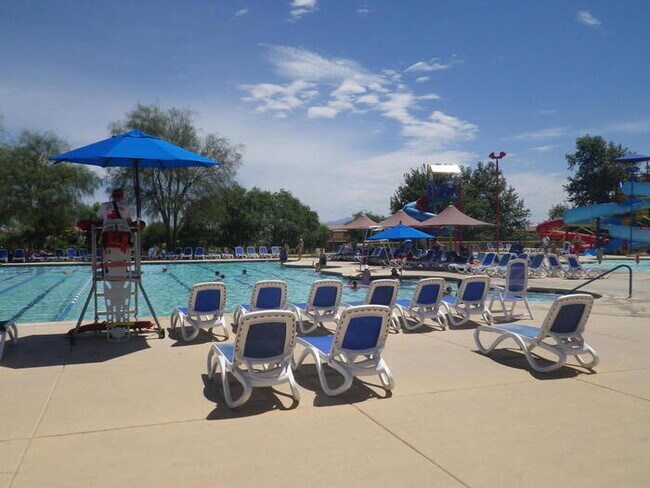 Building Photo - Newly Remodeled Rancho Sahuarita Rental!