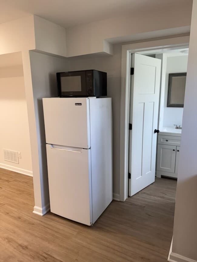 Building Photo - 3939 Front St