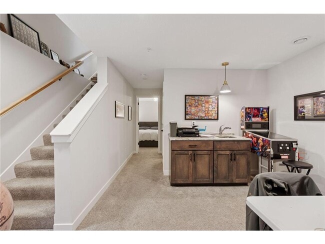 Building Photo - 2320 Priscilla St