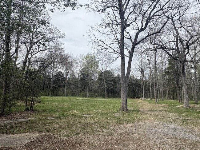 Building Photo - 3679 Rocky Glade Rd