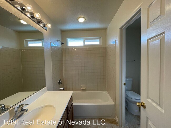 Building Photo - 3 br, 2.5 bath House - 8769 Early Horizon ...