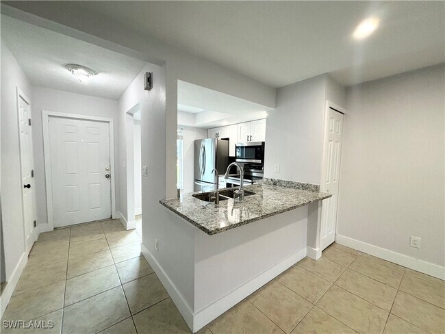 Building Photo - 4520 SW 8th Pl