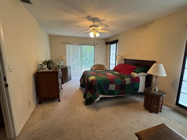 Building Photo - 11894 Suellen Cir