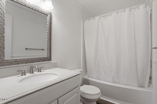 Building Photo - 2306 Stafford Ave