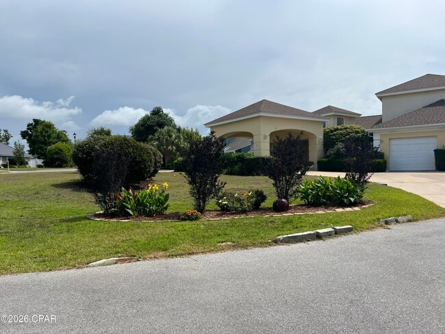 Building Photo - 631 Amberjack Dr