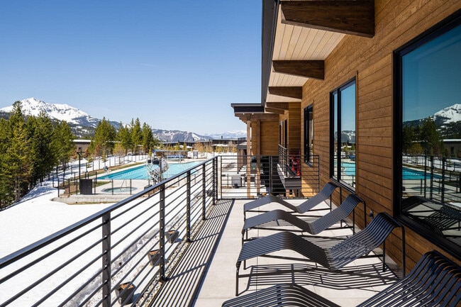 Building Photo - 4 Boathouse Way