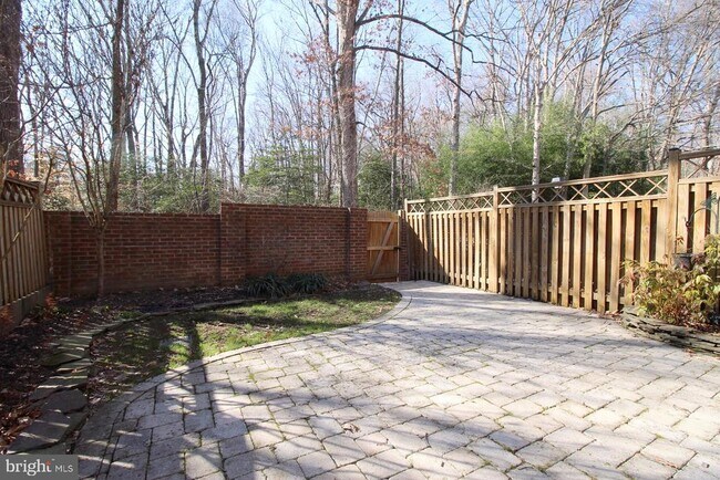 Building Photo - 3186 Cantrell Ln