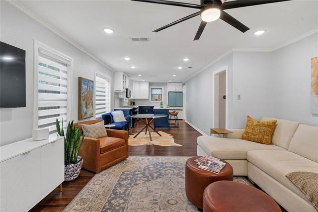 Building Photo - 3816 Collinwood Ave