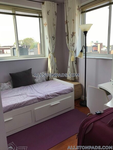 Building Photo - 1251 Commonwealth Ave