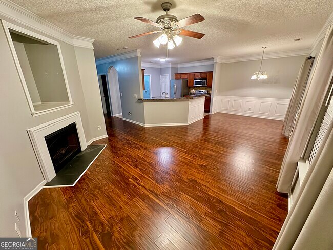 Building Photo - 322 Clover Brook Dr