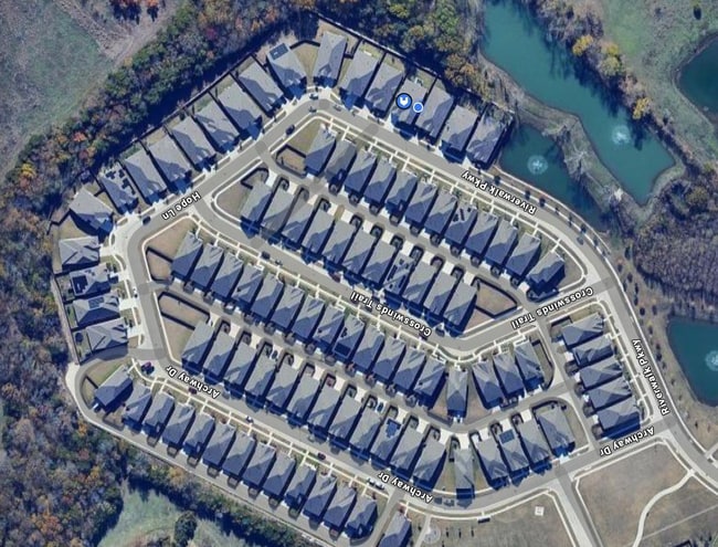 Building Photo - 5313 Riverwalk Pkwy