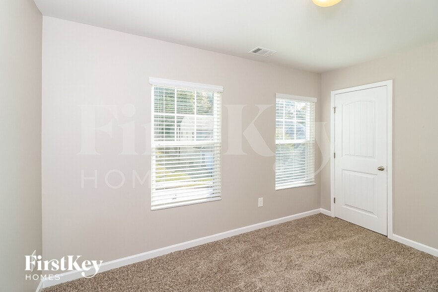 Building Photo - 171 Foggy Creek Ln