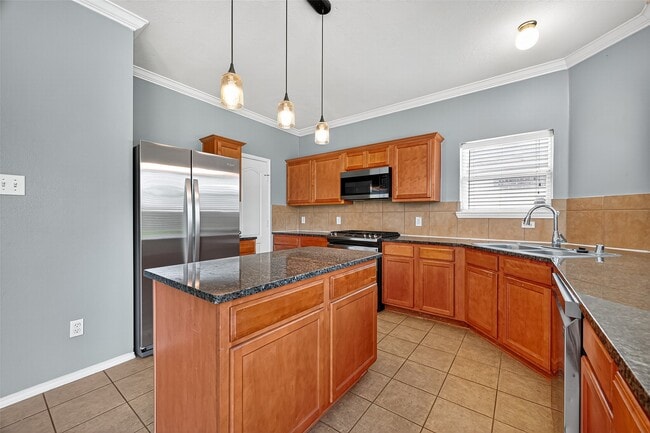 Building Photo - 18519 Bare Meadow Ln