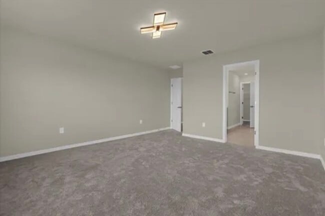 Building Photo - 10266 Pk Ests Ave