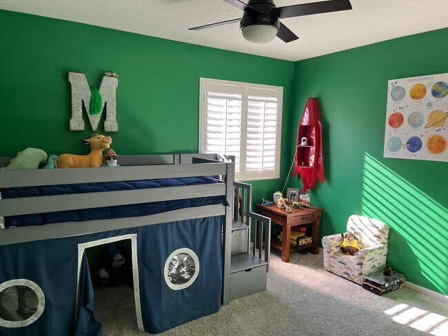 Building Photo - 5 Bedroom 3 Bath Lake Nona Santuary Availa...
