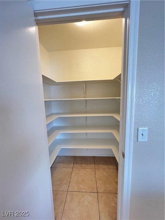 Building Photo - 3809 Magenta Hills Dr