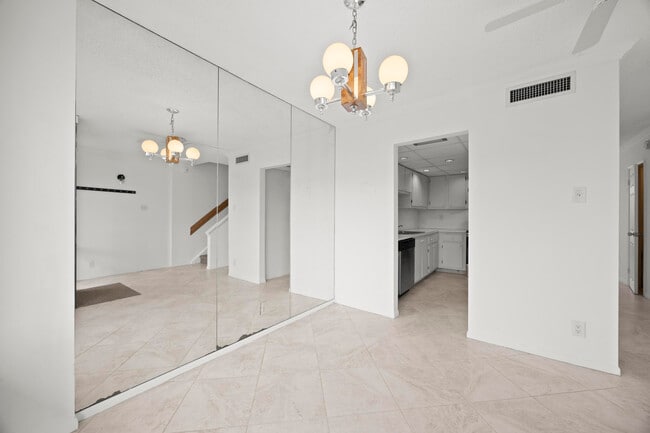 Building Photo - 1401 S Federal Hwy