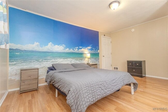 Building Photo - 1968 Mackenna Ave