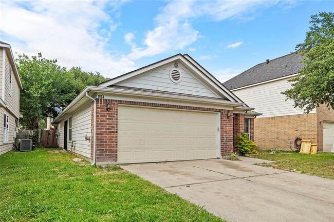 Building Photo - 1814 Hall Ridge Trace Ln