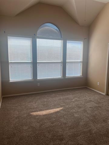 Building Photo - 11490 La Grange Dr
