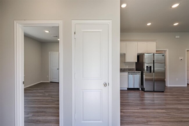 Building Photo - 11632 Vistawood St