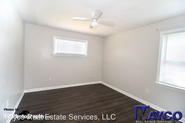 Building Photo - 3 br, 2 bath House - 9336 Pine Grove St.
