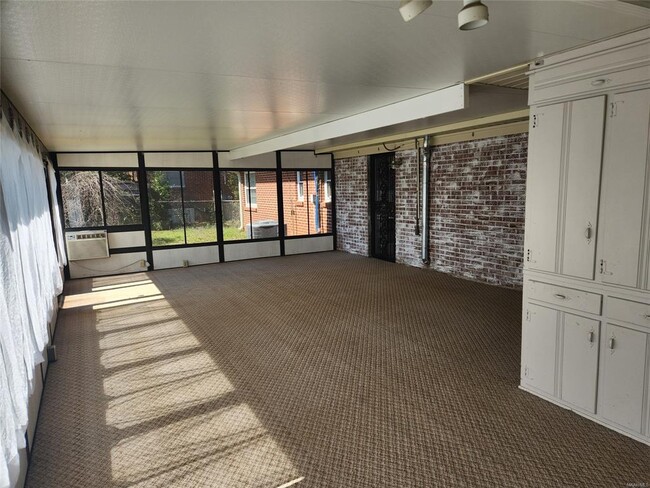 Building Photo - 2814 Ashley Ave