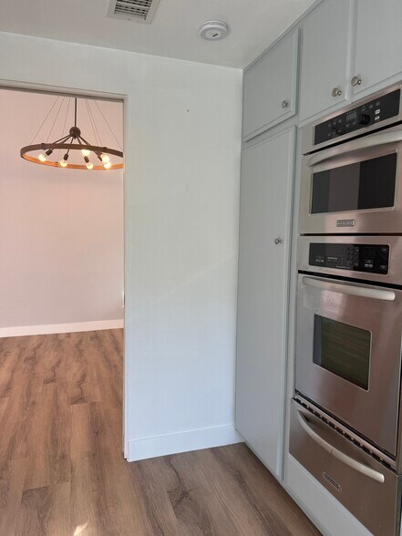 Building Photo - 4549 Alla Rd